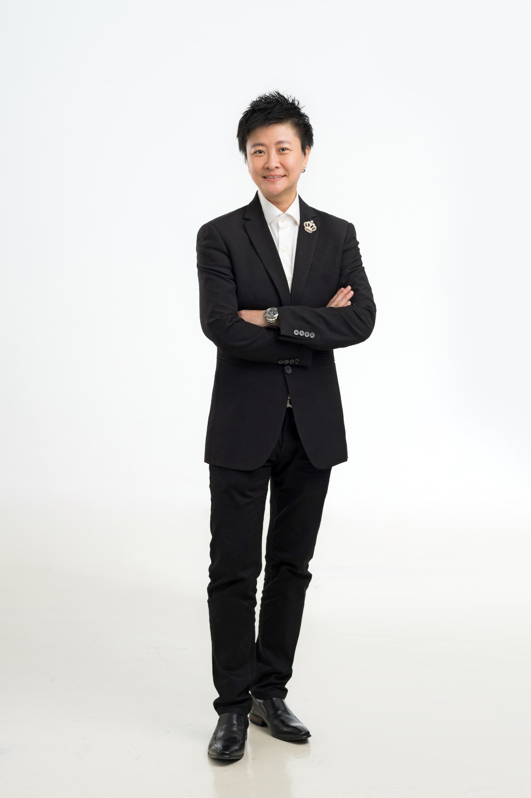 Dynamic force group leader - Ning yap full body photo